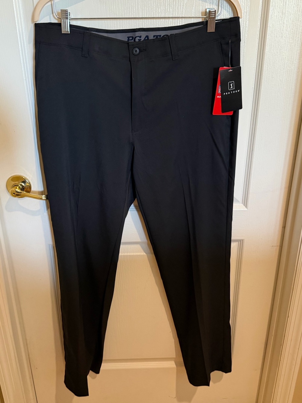 NWT- PGA TOUR Men's Black Performance Golf Pants